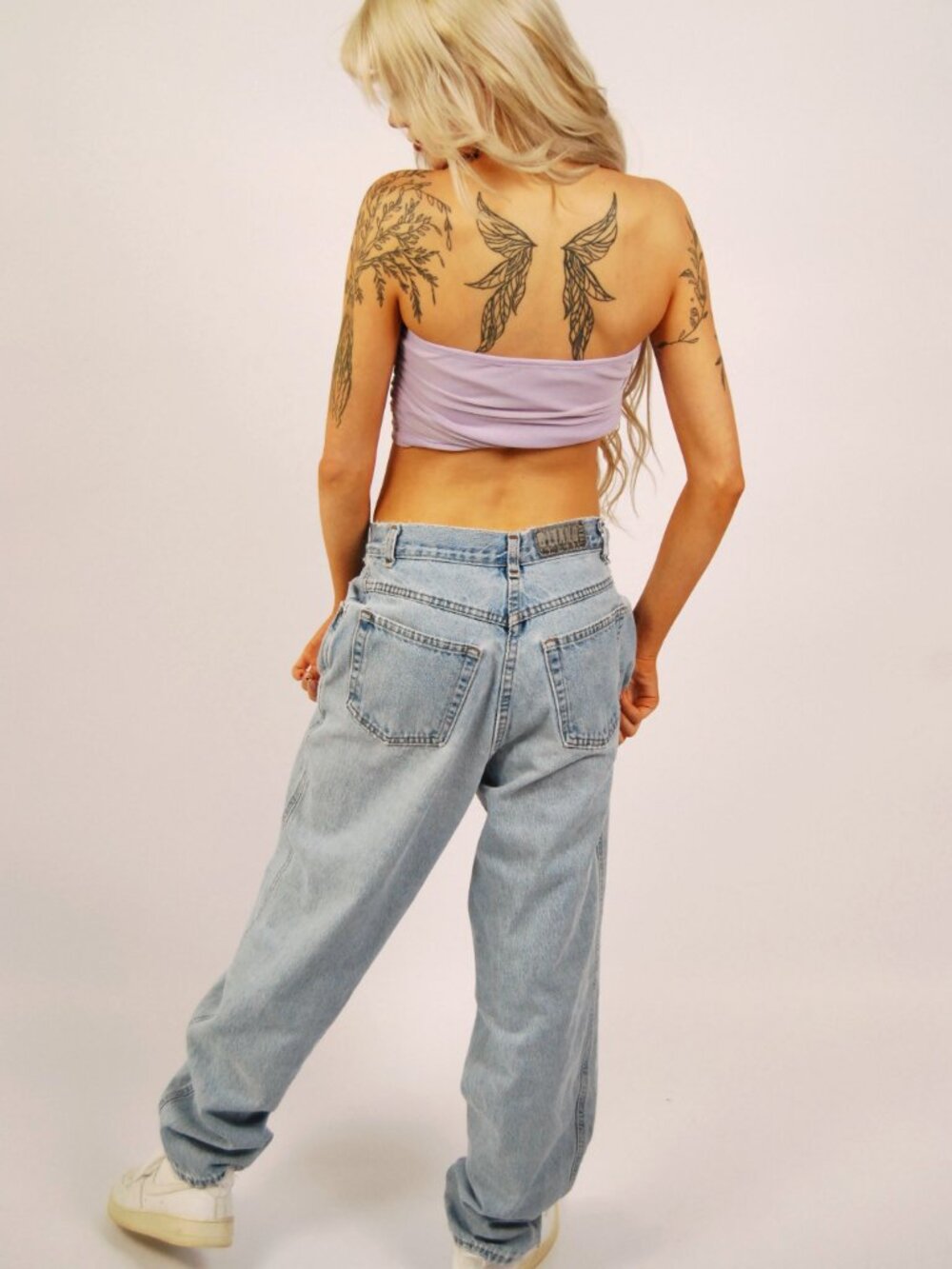 90s Light Wash Jeans (26) blue denim vintage women cool casual high waist baggy - Picture 3 of 10